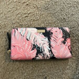 Kate Spade Wallet. EUC.